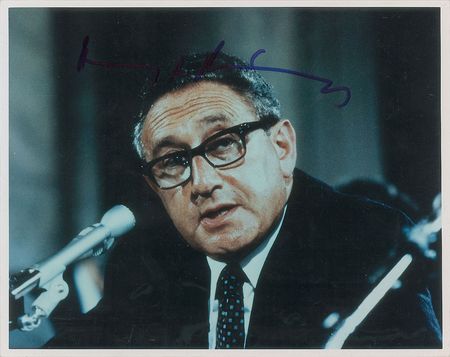 Lot #285 Henry Kissinger Signed Photographs - Image 1