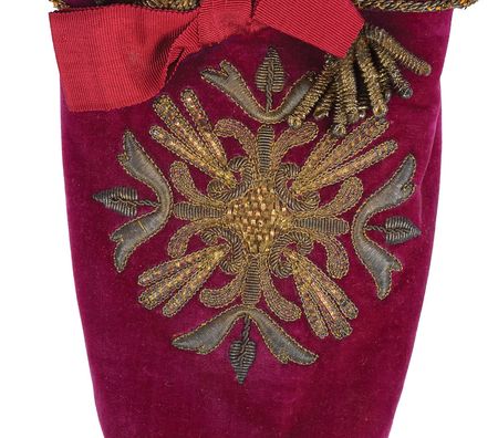 Lot #212 Pope Leo XIII: Ornate papal slipper of Pope Leo XIII - Image 2