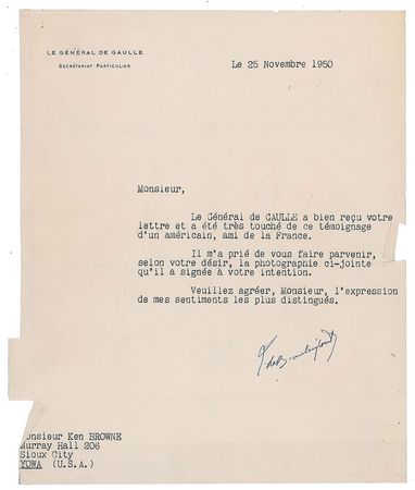 Lot #214 Charles de Gaulle Signed Photograph - Image 1