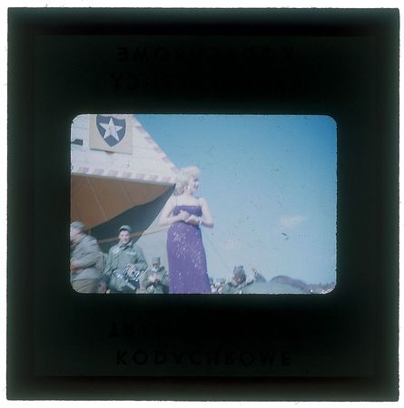 Lot #798 Marilyn Monroe: Kodachrome candids of Marilyn's USO show - Image 10