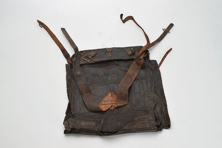 Lot #351  Civil War Tarred Canvas Knapsack - Image 5