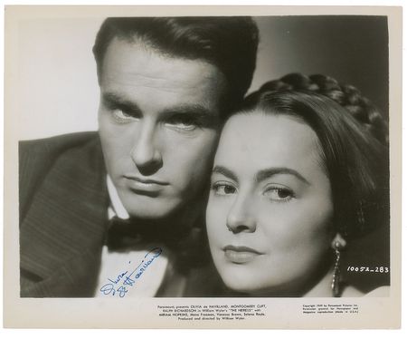 Lot #789 Academy Award Winners Signed Photographs - Image 3