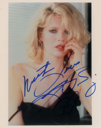 Lot #930 1990s Actresses Signed Photographs - Image 7