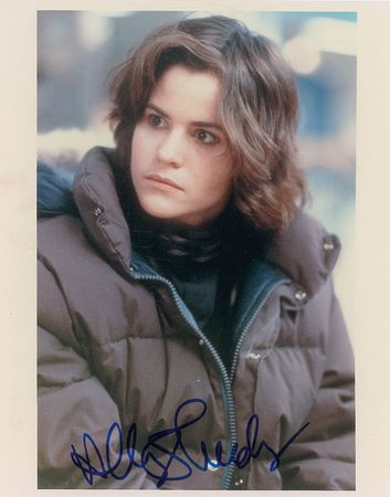 Lot #929  1980s Actresses - Image 6