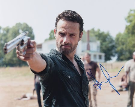Lot #918 The Walking Dead Signed Photographs - Image 1