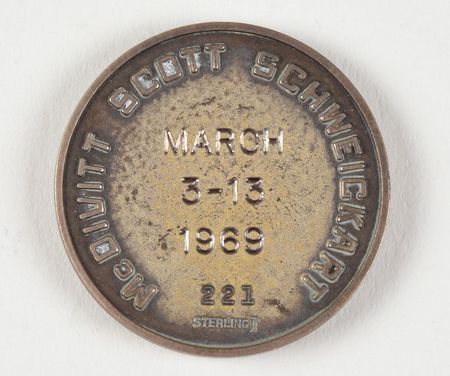 Lot #4283 Jim McDivitt's Flown Apollo 9 Robbins Medal - Image 2