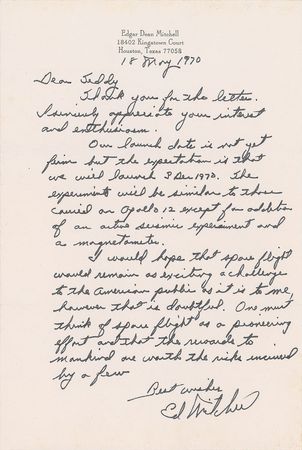 Lot #4386 Edgar Mitchell Signed Letter and Photograph - Image 2