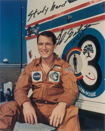 Lot #4598  Skylab 4 Group Lot - Image 3