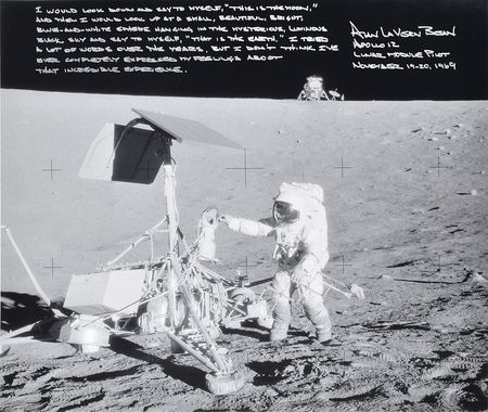 Lot #4366 Alan Bean Signed Photograph - Image 1