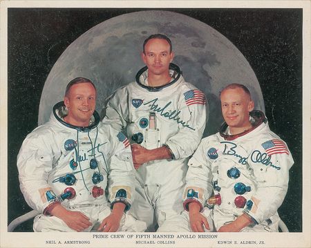Lot #4318  Apollo 11 Signed Photograph - Image 1