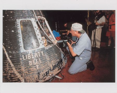 Lot #4091  Liberty Bell 7 Signed Photographs - Image 3