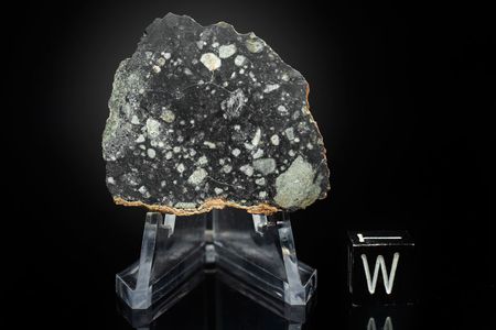 Lot #4002  NWA 11303 Lunar Meteorite End Cut