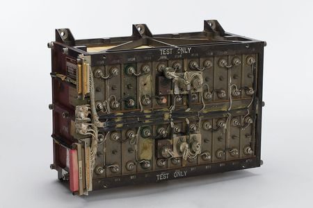 Lot #502  Satellite Battery Pack Assembly - Image 3