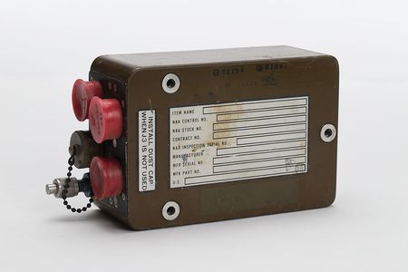 Lot #4170  Apollo CM Earth Landing Sequence Controller - Image 2