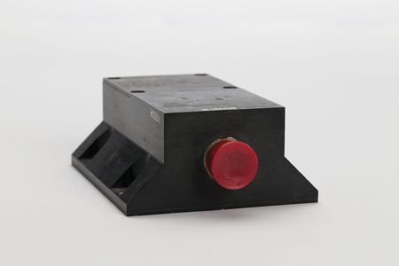 Lot #4231  Pressure Transmitter (Probable Apollo CM) - Image 3