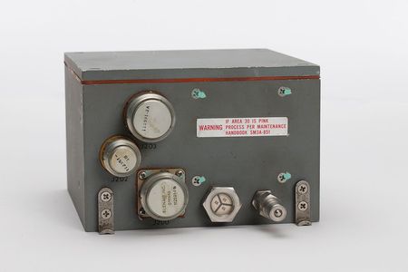 Lot #4172  Apollo CM Guidance & Navigation Computer Buffer - Image 1