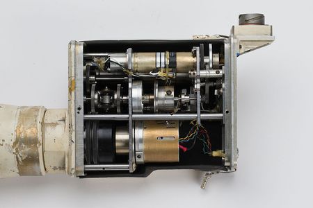 Lot #4037  Ford Missile Tracking Telescope - Image 5
