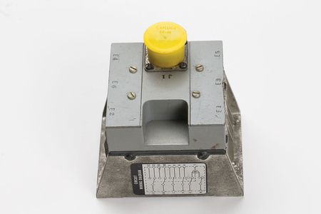 Lot #4208  Apollo Block I Overcurrent Sensor - Image 4