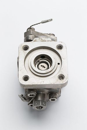 Lot #4232  Saturn APS Quadruple Check Module - Image 3