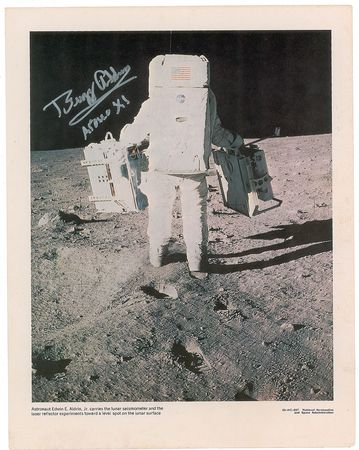 Lot #466 Buzz Aldrin Signed Photographs - Image 2