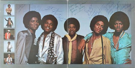 Lot #622 The Jacksons: The Jackson brothers land in London - Image 2