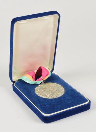 Lot #8490  Los Angeles 1984 Summer Olympics Silver Winner?s Medal - Image 4