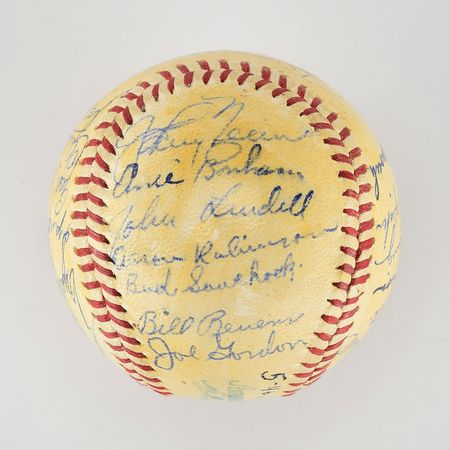 Lot #8241  1946 New York Yankees Team Signed Baseball with 27 Signatures including DiMaggio and Dickey - Image 5