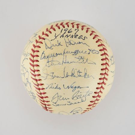 Lot #8255  1967 New York Yankees Team Signed Baseball with Mantle - Image 2