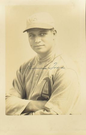 Lot #8408  1929 Philadelphia A's World Series Champions Player Issued Team Signed Photo Album with 29 Signatures including Mack, Foxx and Collins! - Image 9