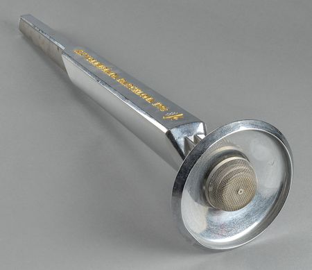 Lot #8483  Barcelona 1992 Summer Olympics Torch - Image 2