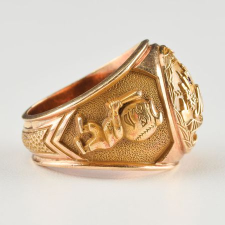 Lot #8441  Rare 1964 New York Mets 10K Gold Ring Presented to Ralph Kiner to Commemorate the Opening of Shea Stadium - Image 4