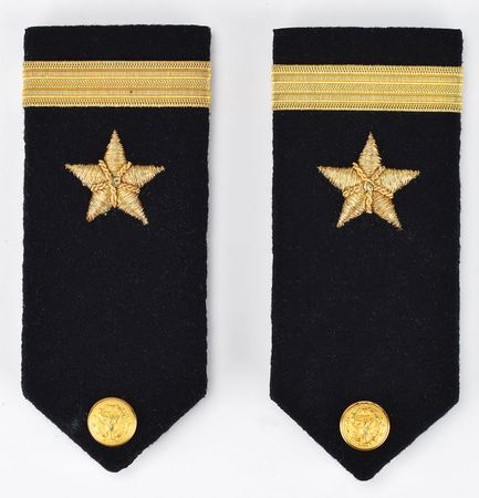 Lot #264 Battle of Midway: Medals and Documents Belonging to Capt. Benjamin Tappan, Jr., USN, Awarded the Distinguished Flying Cross for Actions at Midway: Remarkable archive of a WWII pilot, including his Distinguished Flying Cross awarded for heroism at Midway - Image 8