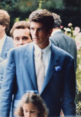 Lot #63 Jacqueline Kennedy Collection - Image 4