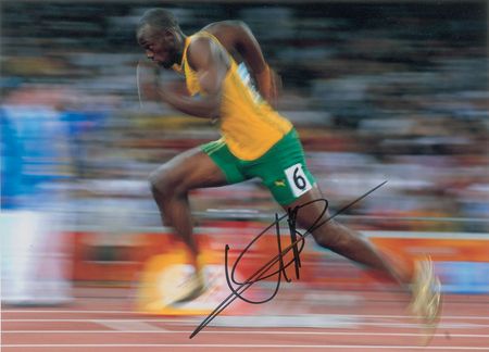 Lot #922 Usain Bolt Signed Photographs - Image 2