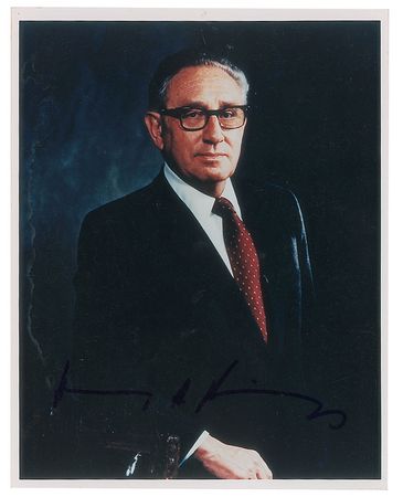 Lot #283 Henry Kissinger Signed Photographs - Image 1