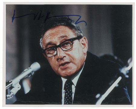 Lot #283 Henry Kissinger Signed Photographs - Image 2