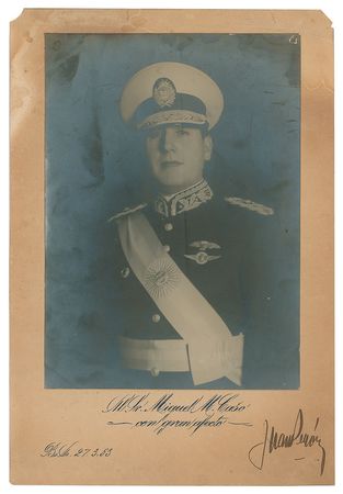 Lot #296 Juan Peron Signed Photograph and Handwritten Letter Signed - Image 1