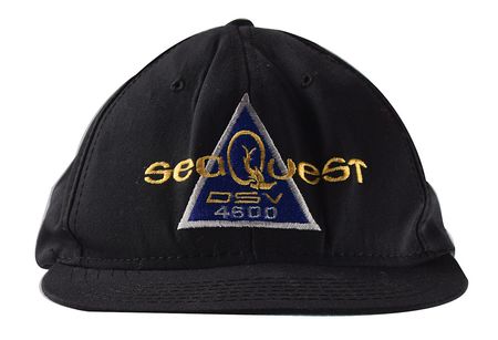 Lot #7566  SeaQuest DSV Screen-Worn Costume - Image 1
