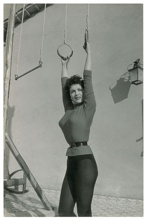 Lot #7305 Gina Lollobrigida Group of (6) Original Photographs by David Seymour - Image 6
