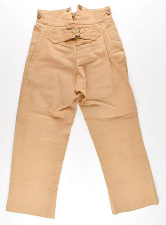 Lot #7022 Michael Patrick Carter's Screen-Worn Costume from Legend - Image 9
