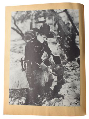 Lot #7104 Collection of (4) Original Vintage Western Hollywood Photo Albums - Image 14
