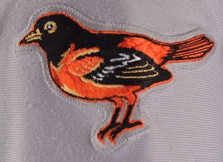 Lot #717 Mike Mussina Game-Worn 2000 Baltimore Orioles Jersey Game-Worn Jersey - Image 3