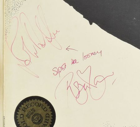 Lot #408 Led Zeppelin: Extraordinary fully signed Zeppelin debut album - Image 4