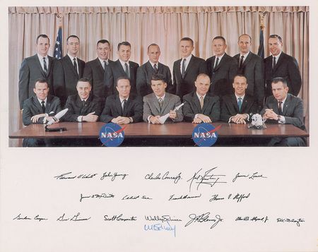 Lot #265 Wally Schirra - Image 3