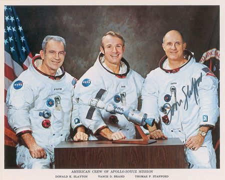 Lot #245 Apollo Astronauts Signed Photographs - Image 3