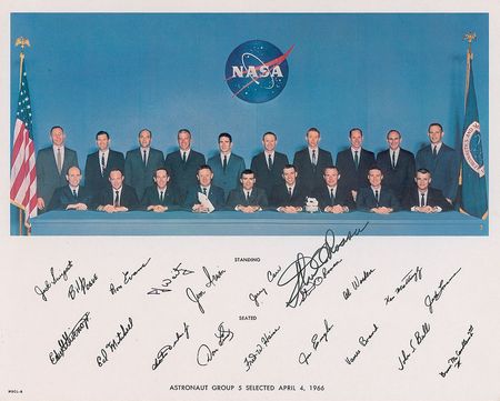 Lot #245 Apollo Astronauts Signed Photographs - Image 6