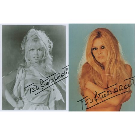 Lot #537 Brigitte Bardot Signed Photographs - Image 1