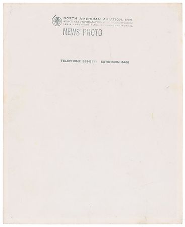 Lot #5154  Apollo 1 Signed Photograph - Image 2