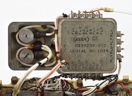 Lot #5091  Apollo Block II CM Communications Electronics Ranging Generator - Image 3