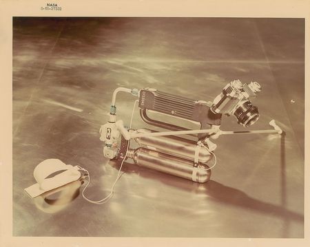 Lot #5159 Edward H. White II Signed Photograph - Image 4